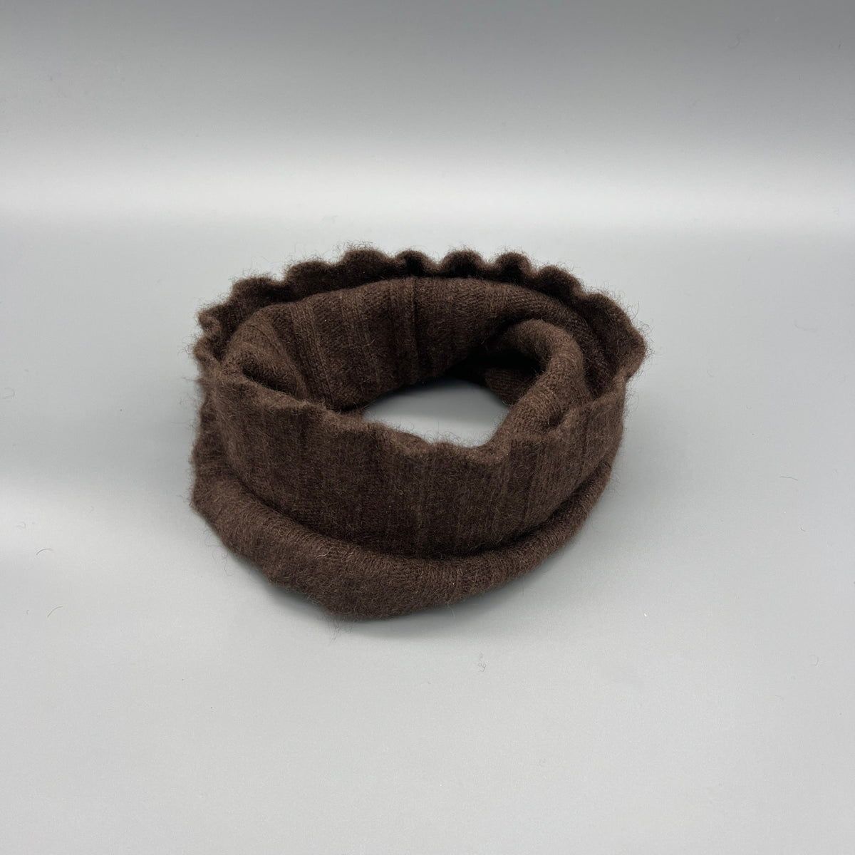 Loop aus 100% Soft-Yakwolle – Natur, Ungefärbt