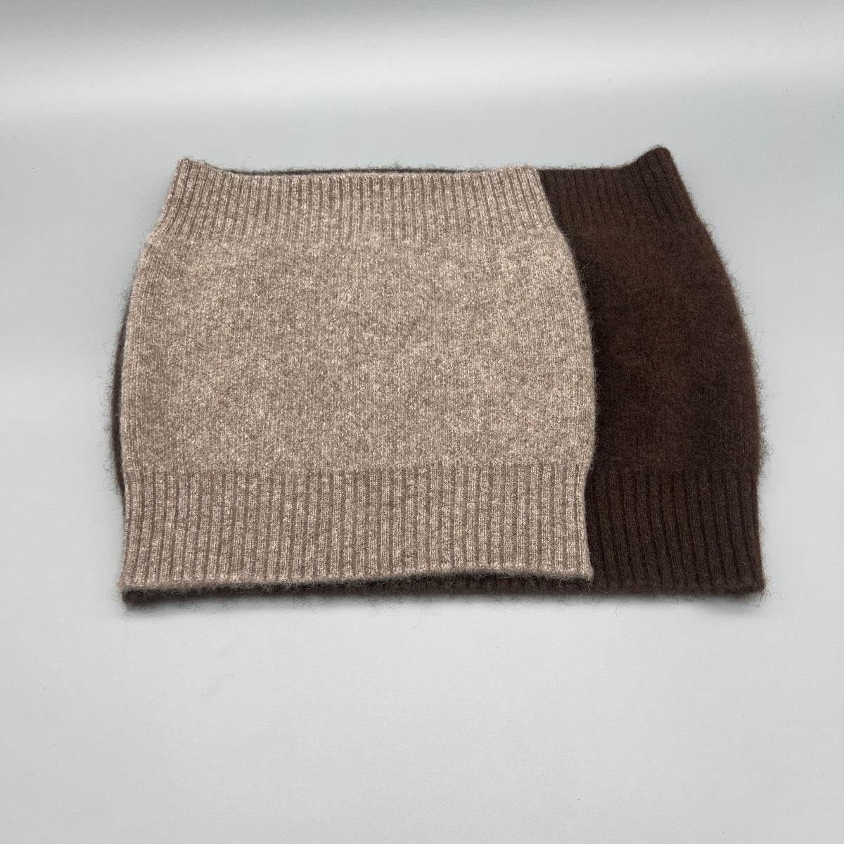 Nierenwärmer & Loop aus 100% Soft-Yakwolle